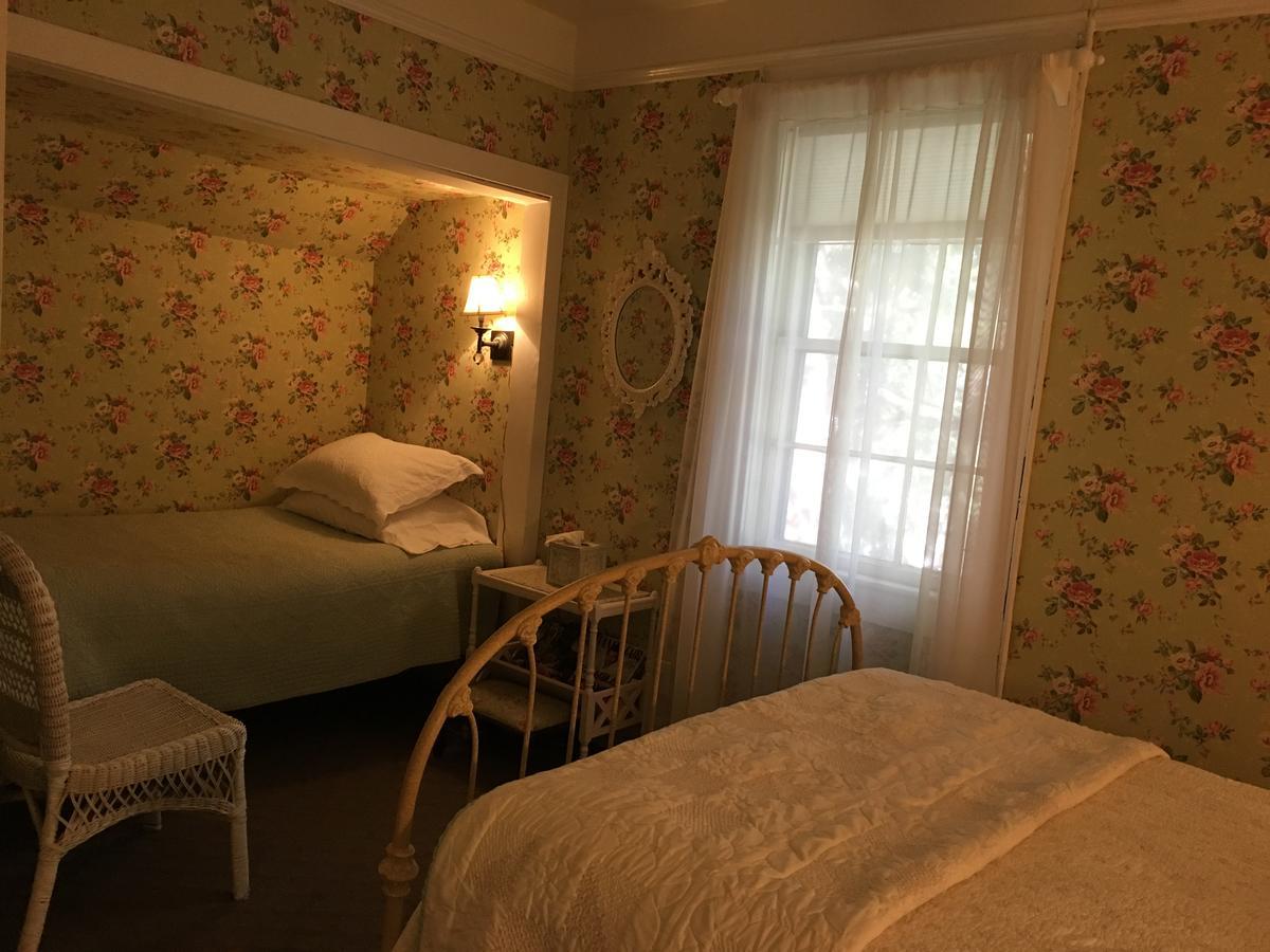 The Madison House Bed And Breakfastネバダシティ エクステリア 写真