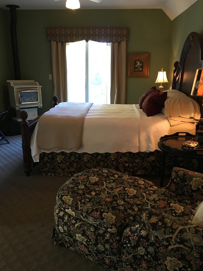 The Madison House Bed And Breakfastネバダシティ エクステリア 写真